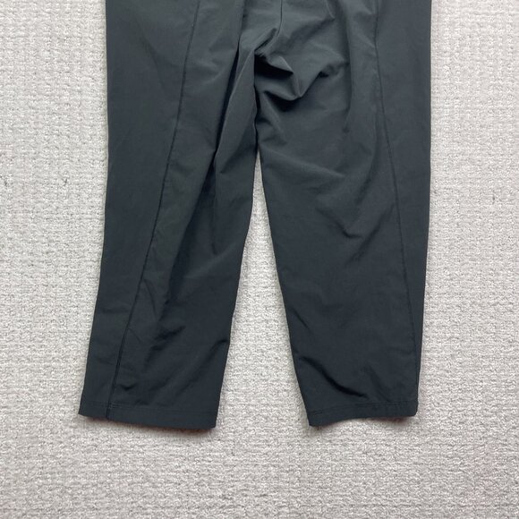 MEC Mountain Equipment Co-op Black Capri Tech Pants Womens Size 6 Hiking Outdoor - Picture 12 of 12
